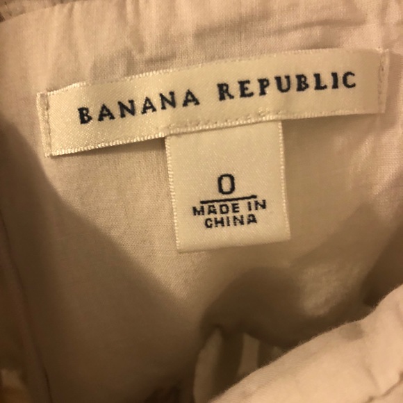 Beautiful Banana Republic Dress - Picture 2 of 4